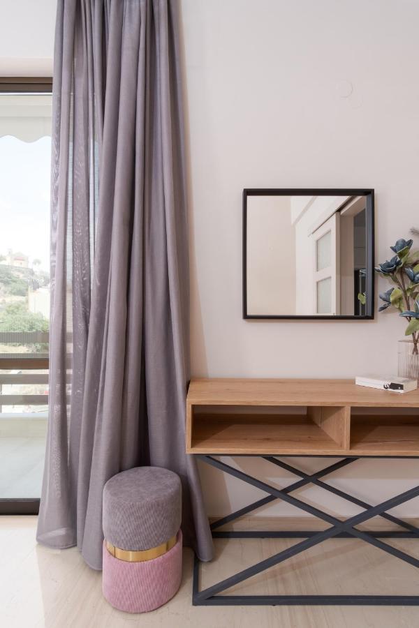 Nima1 4 Bedroom Apt Centraly Located In Rethimno 외부 사진